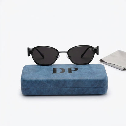 Urban Geo - Dark Jet Black Angular — Unisex Sunglasses